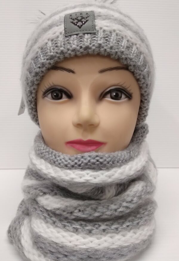 Grey/White Hat / Snood Set